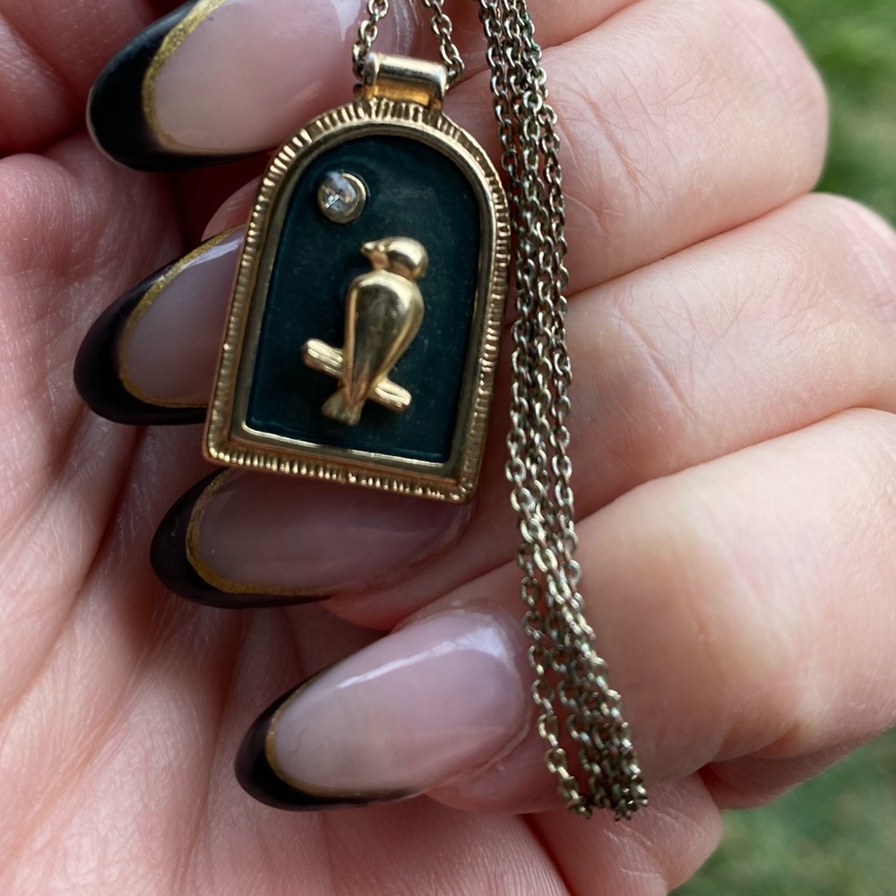 J CREW Bird in a Cage Rhinestone Enamel Gold Tone Necklace - Picture 4 of 5